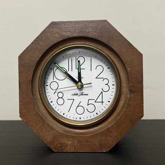 Antique Vintage Seth Thomas Wood Octagon 5 Inch Desk Clock - Picture 1 of 8